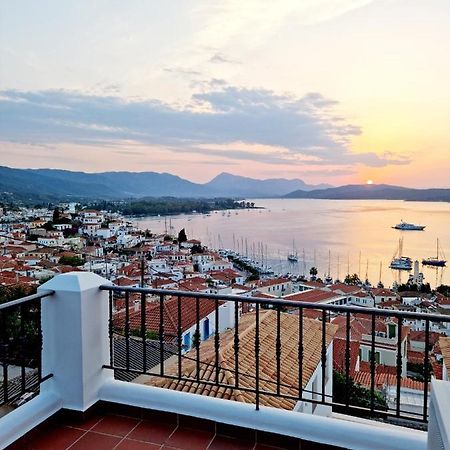 דירות Poros Town Panoramic View מראה חיצוני תמונה