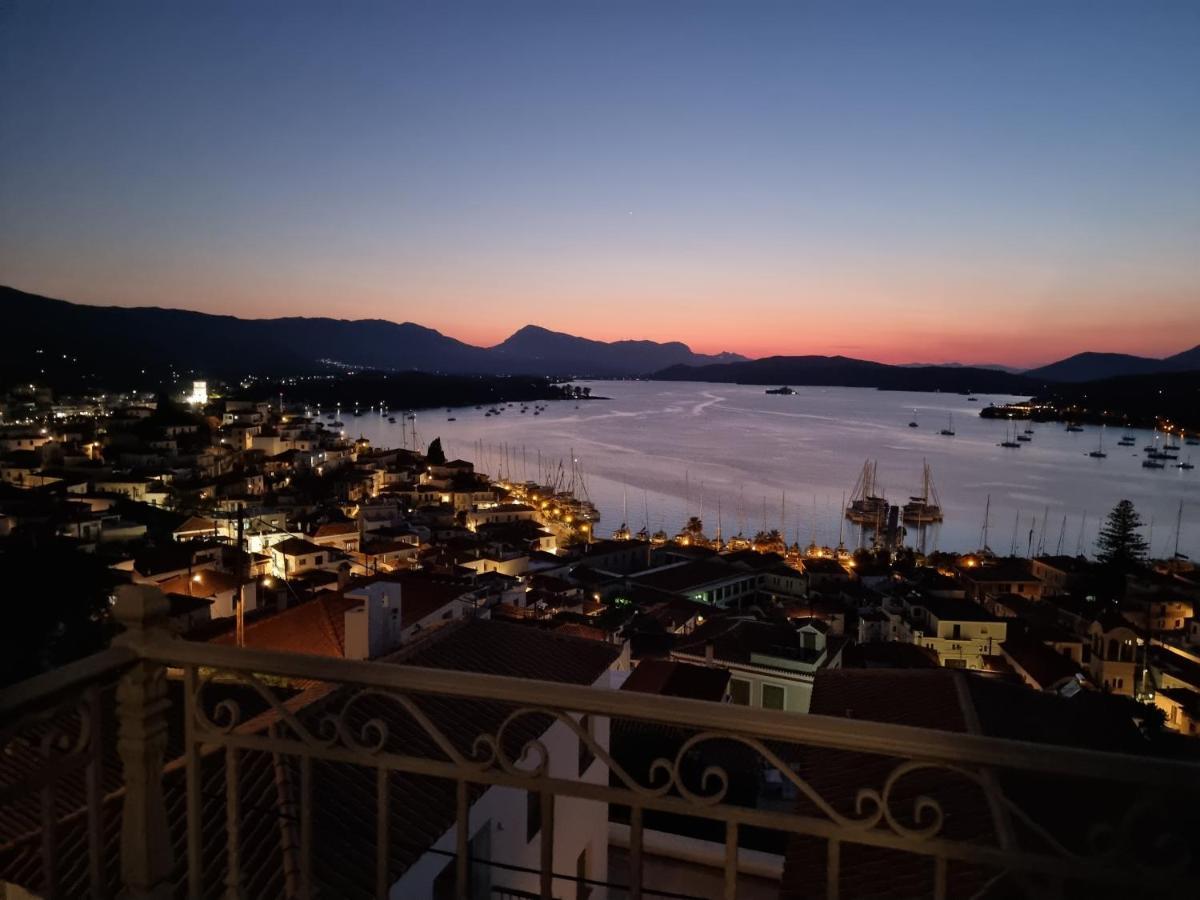 דירות Poros Town Panoramic View מראה חיצוני תמונה